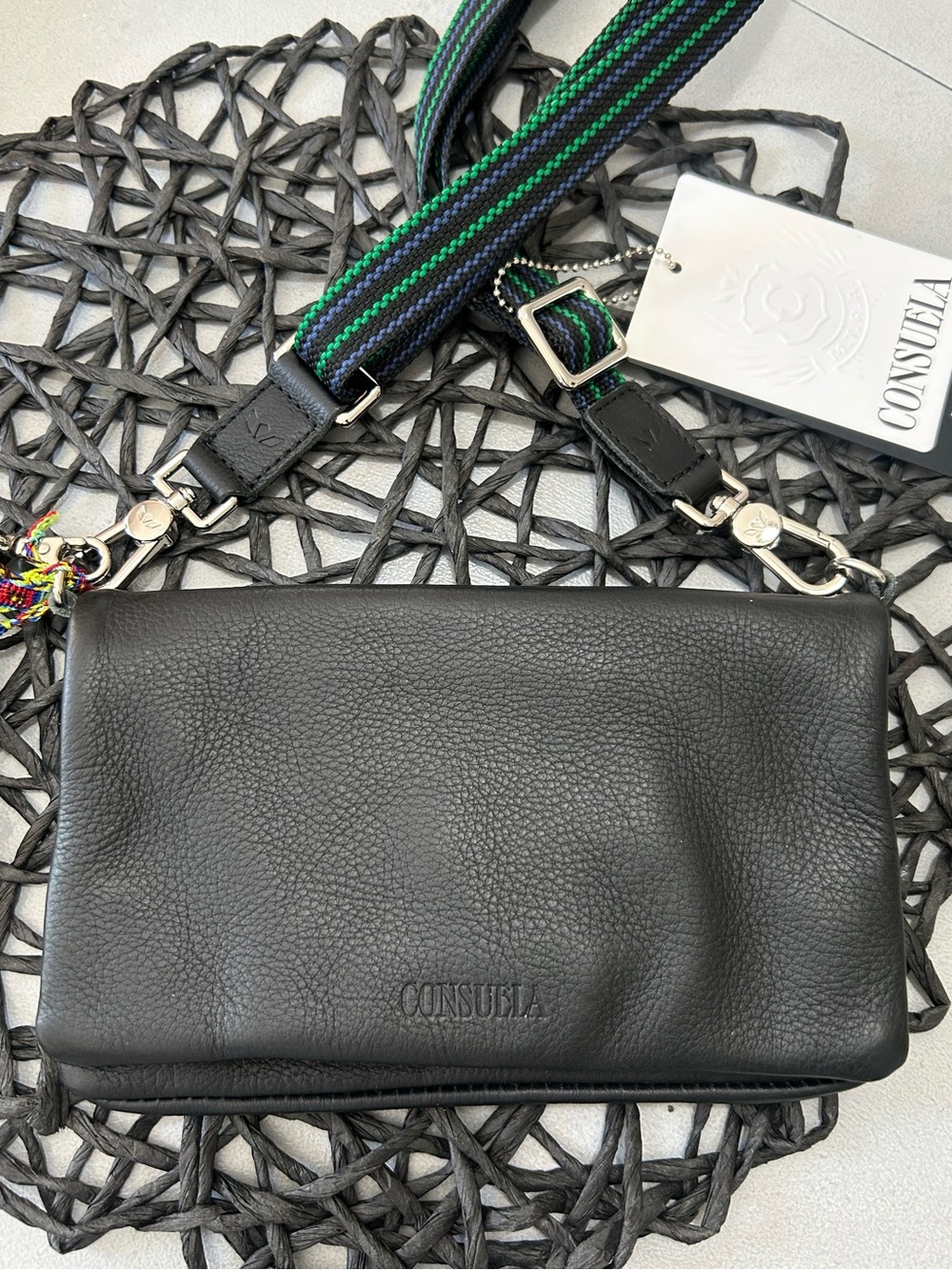 Consuela Evie Uptown Leather Crossbody -Blk - Picture 4 of 10